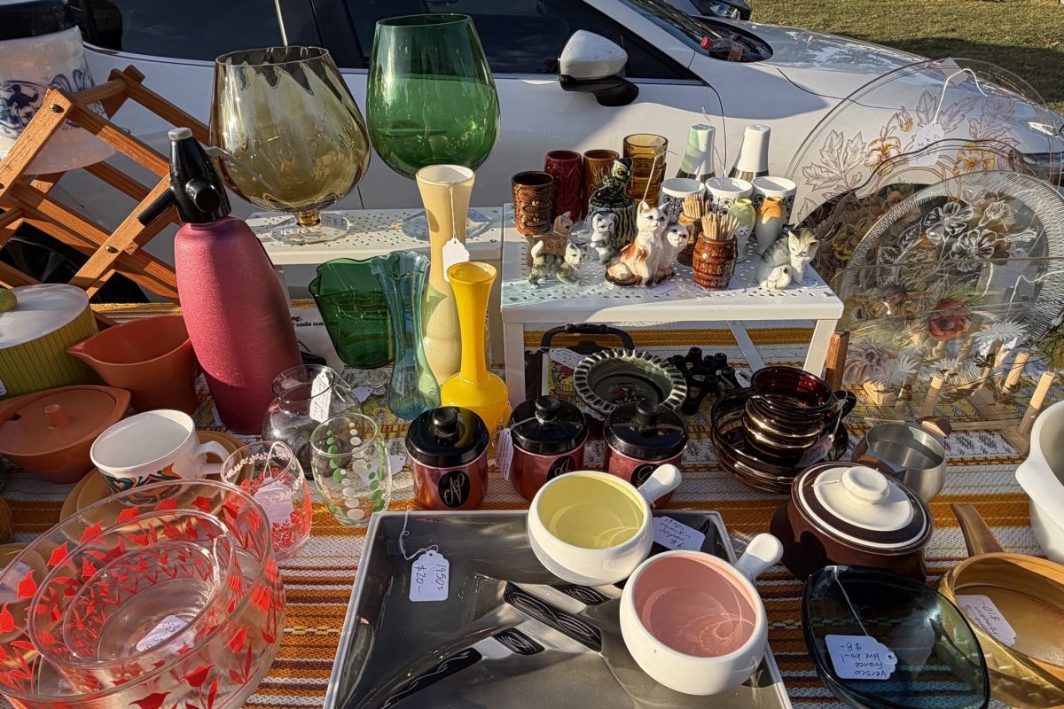Queanbeyan Trash & Treasure Market image